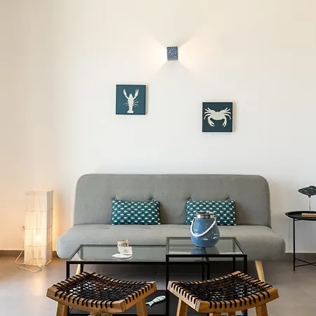 Villa Live In Blue - Kea's Myriad Shades *