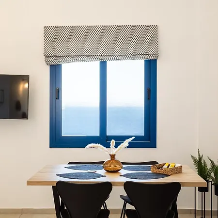 Live In Blue - Kea's Myriad Shades Villa