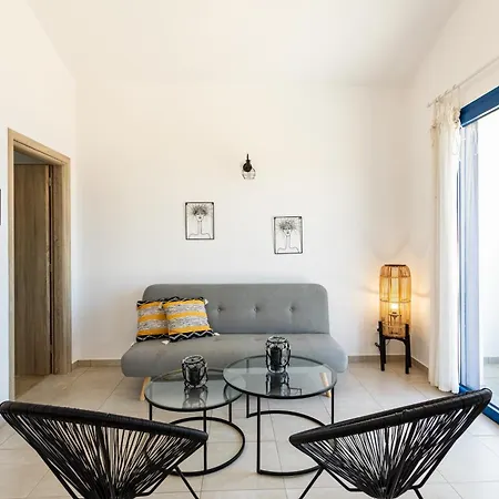Live In Blue - Kea's Myriad Shades Villa *