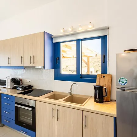 Villa Live In Blue - Kea's Myriad Shades Korissia (Kea)