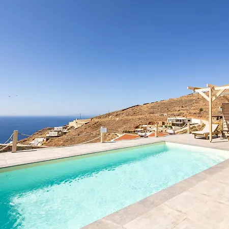 Live In Blue - Kea's Myriad Shades Korissia (Kea)