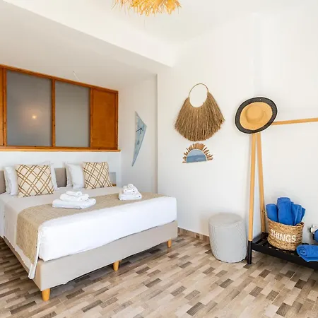 Live In Blue - Kea's Myriad Shades Villa *